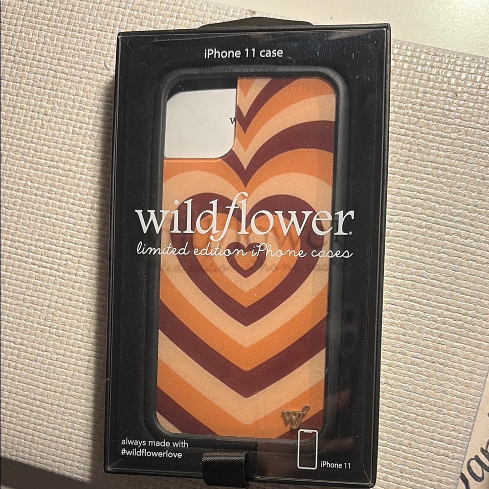 Wildflowers iPhone 11 Case - Heart Design